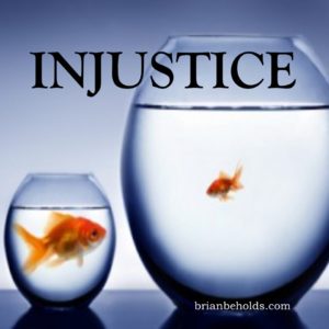 Injustice Universal Theme, Brian Beholds